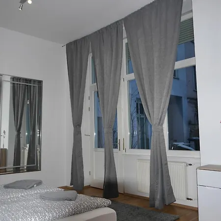 Appartement Fidelis 24 *